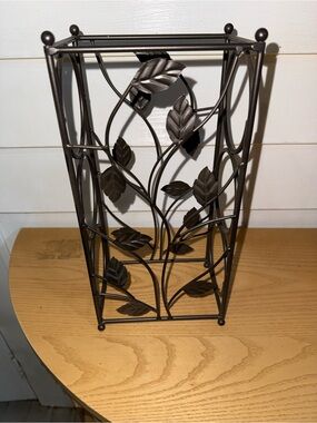 Decorative Metal Leaf Wine Stand - Dark Bronze